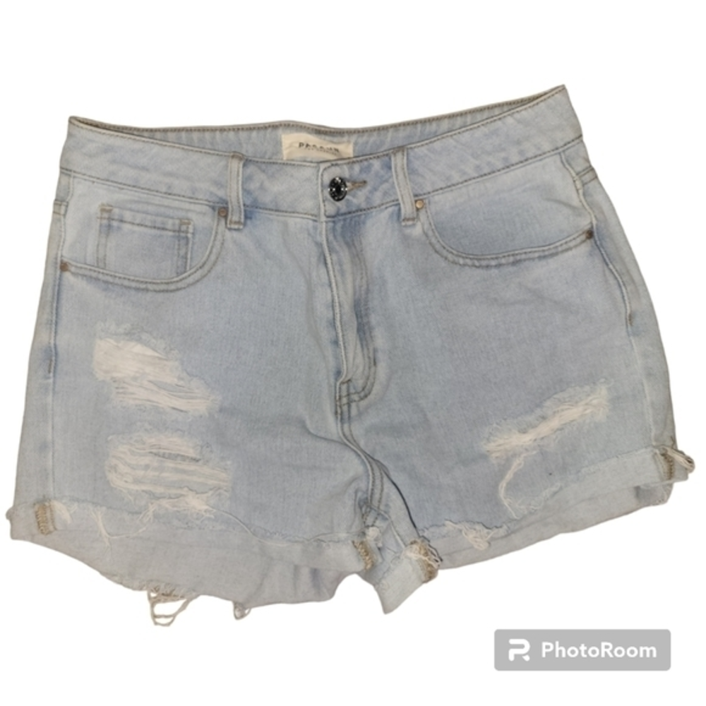 Size 27 light wash distressed mom shorts from Pacsun Women's Denim‎